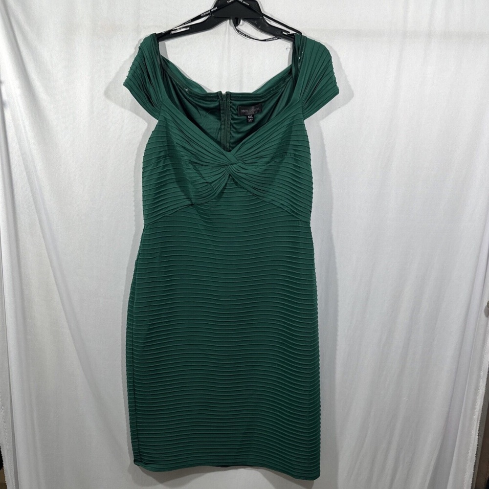 NEW Tadashi Shoji [ XXL ]‎ Cicero Pintuck Short Sleeve Dress in Green